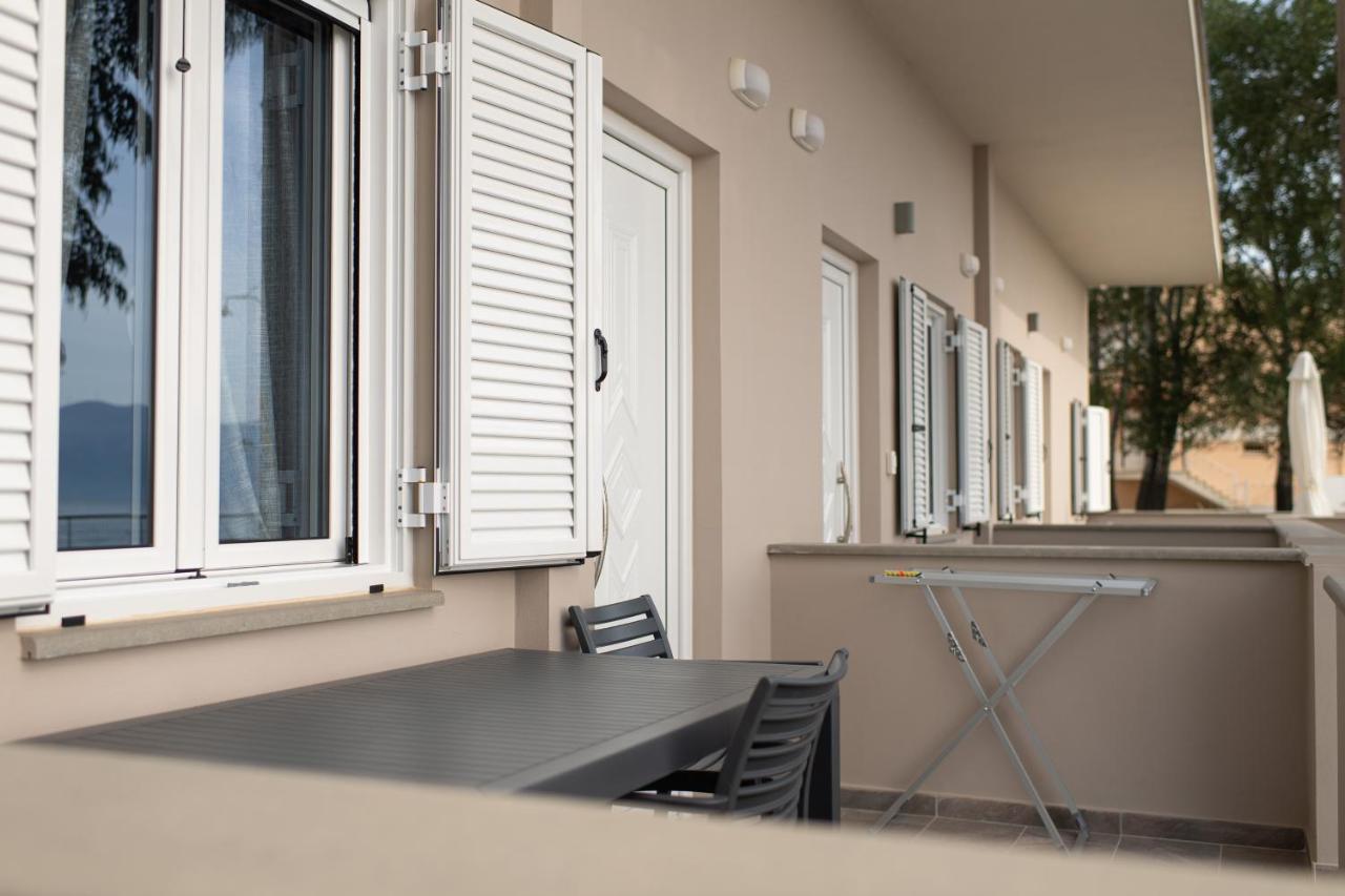 Loggos Apartments Лонгос Экстерьер фото