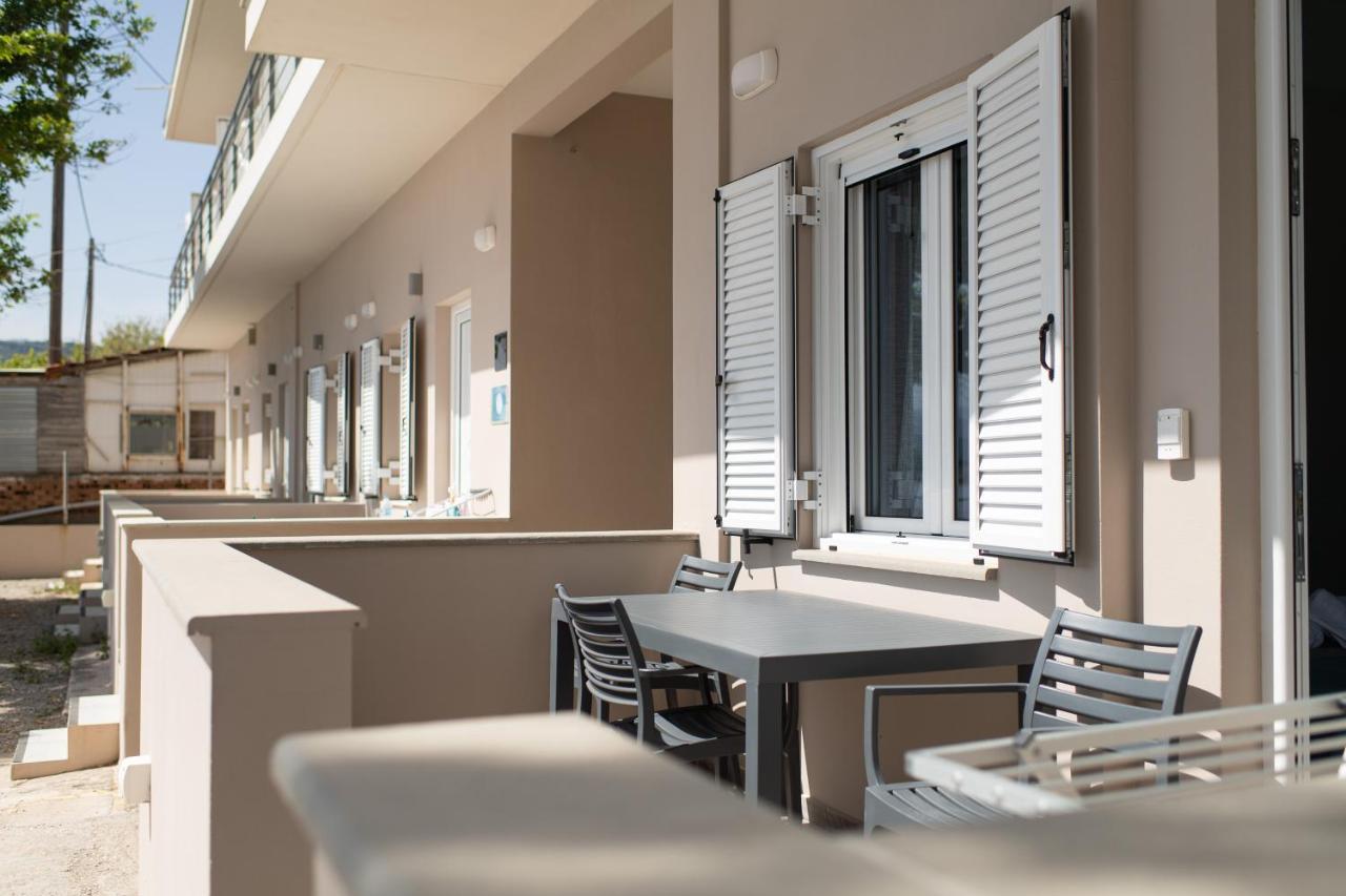 Loggos Apartments Лонгос Экстерьер фото